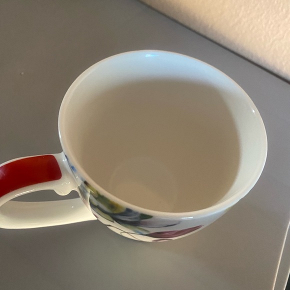 Tea cup - Picture 4 of 4